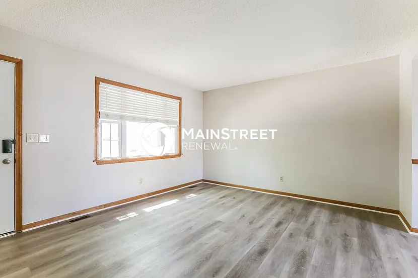 408 Se Jackson St — Photo 3