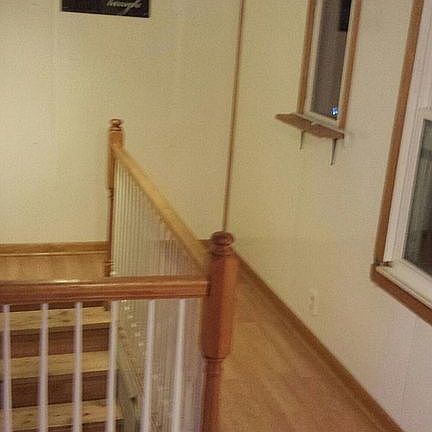 back area leading to lower walkout level