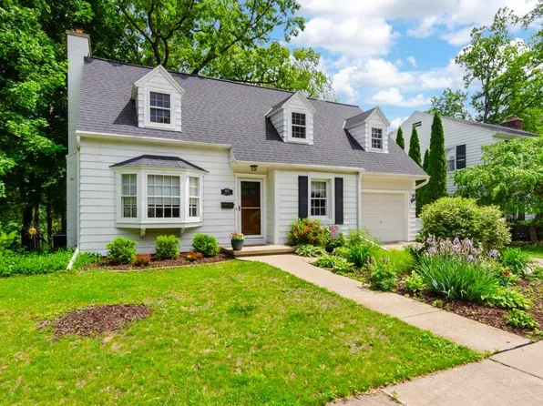 908 Talbot Ave, De Pere, WI 54115