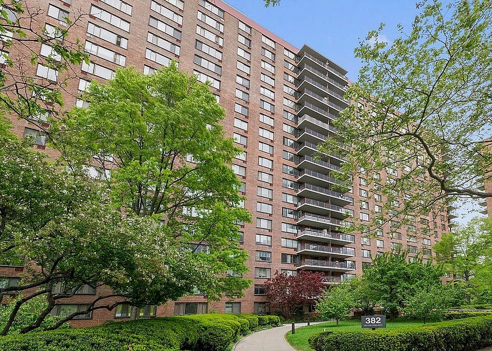 1st image of 382 Central Park W APT 18R