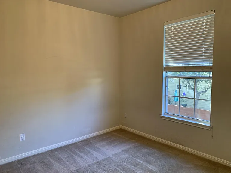 11000 Anderson Mill Rd #29 — Photo 14