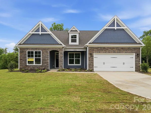 10806 Coble Rd, Mint Hill, NC 28227
