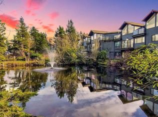 19414 Aurora Ave N UNIT 203, Shoreline, WA 98133