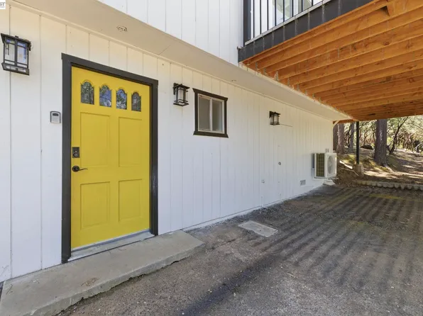 12017 Hillhurst Cir, Groveland, CA 95321