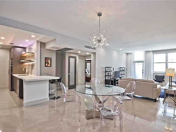 5th image of 4250 Galt Ocean Dr