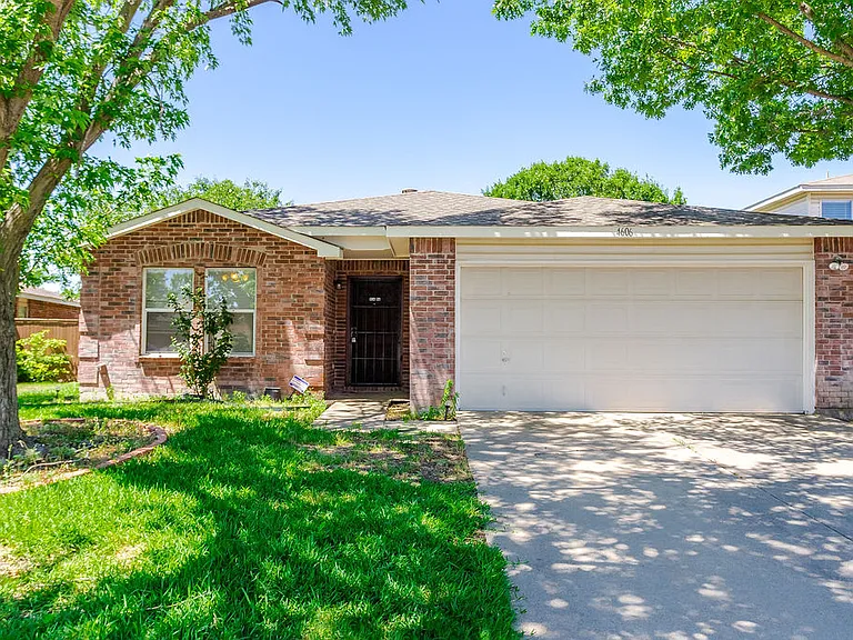 4606 Green Meadow Dr — Photo 2