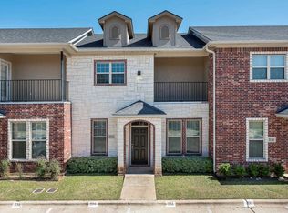 511 Forest Dr, College Station, TX 77840
