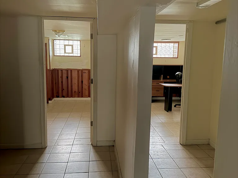 8164 Lister St — Photo 18