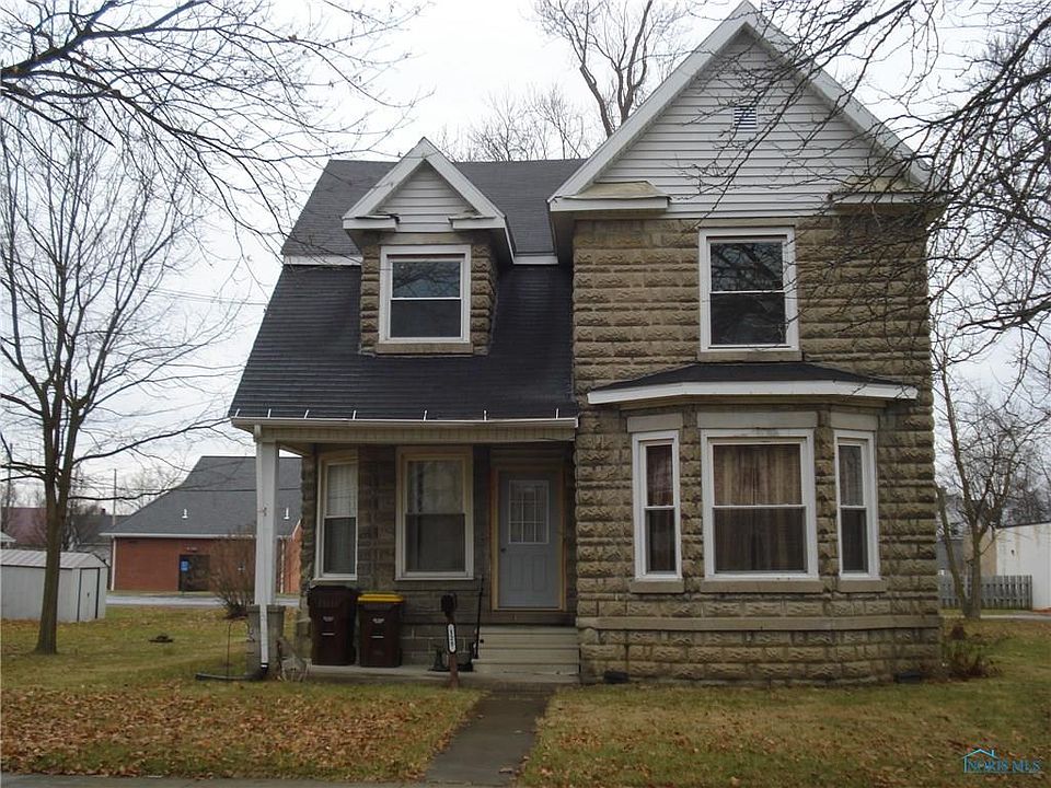 1st image of 125 W Lawrence St