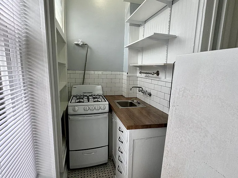 Lafayette Apartment Homes — Photo 31