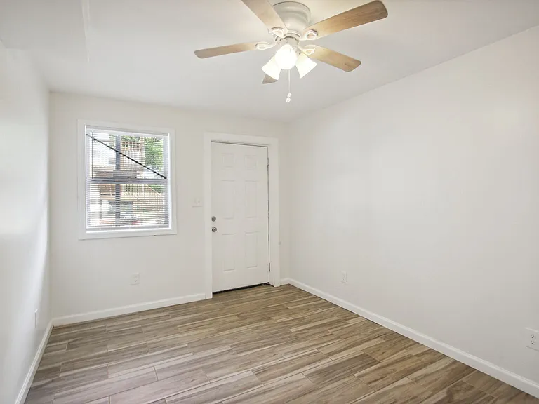 615 Oliver St NW #6 — Photo 7