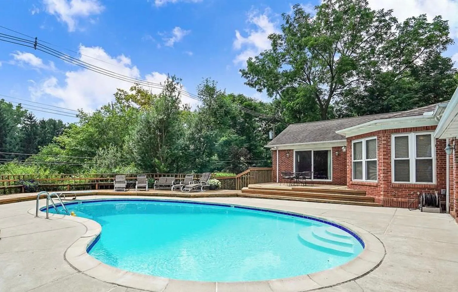2487 Parcells Cir — Photo 3