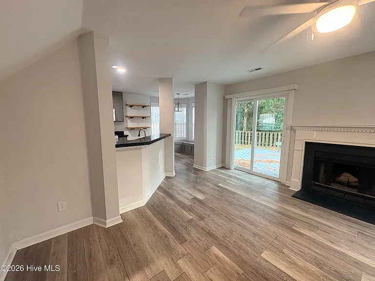 5408 Ibis Ct — Photo 9