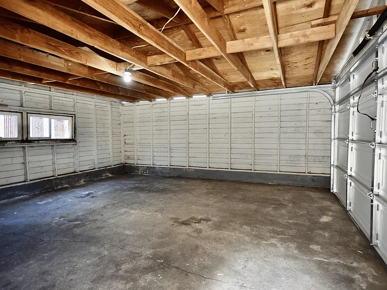 5841 NE 18th Ave — Photo 88