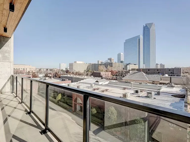 631 W California Ave — Photo 7