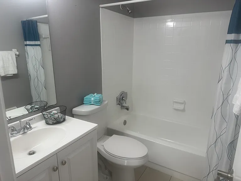 5156 Tennis Court Cir — Photo 4