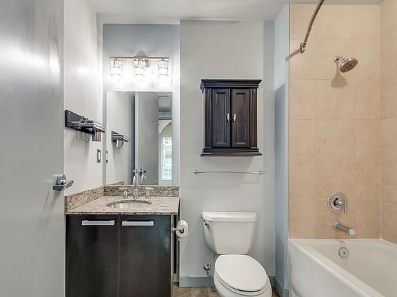 2nd image of 600 12th Ave S APT 816