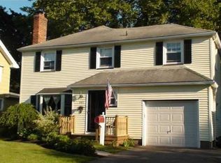 445 Culver Pkwy, Rochester, NY 14609