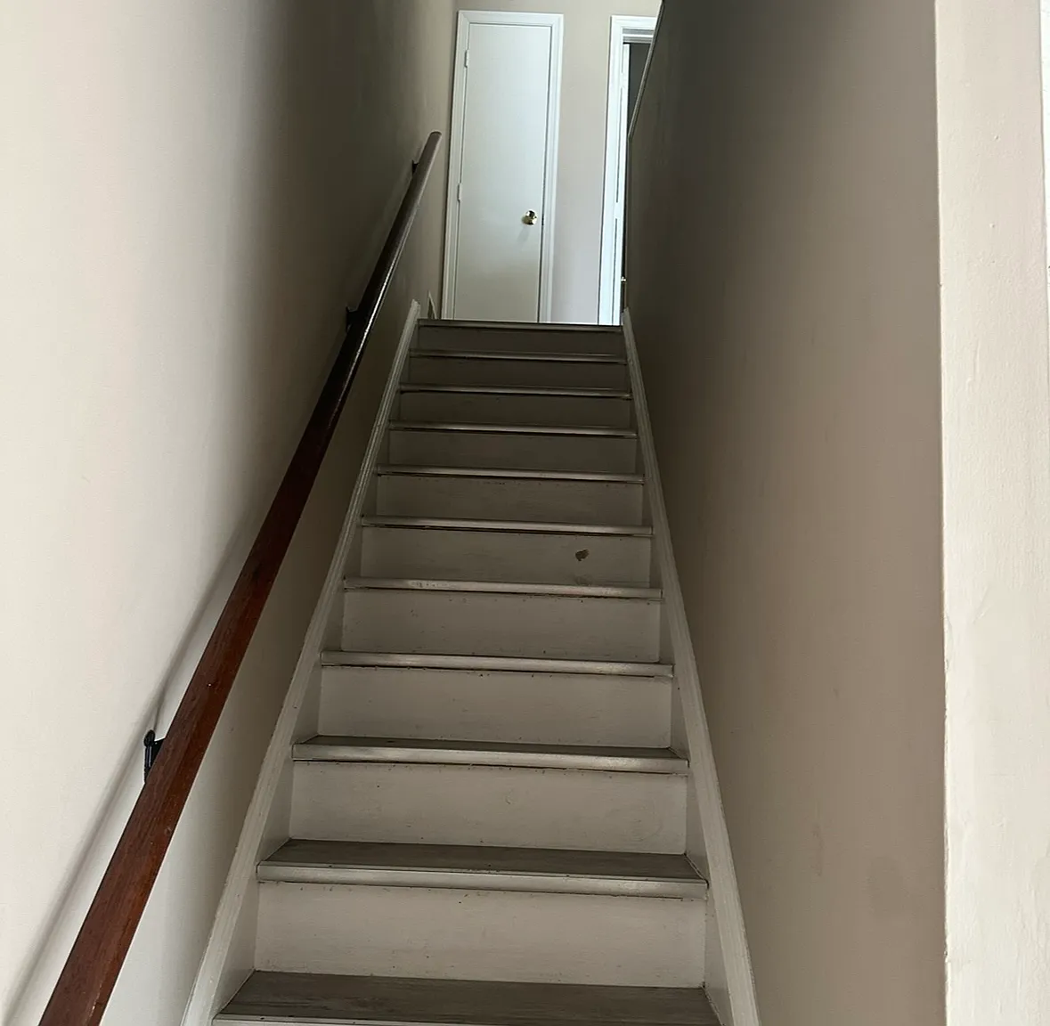 2 bed, 1.5 bath, 1024 sqft, $1,050 — Photo 3