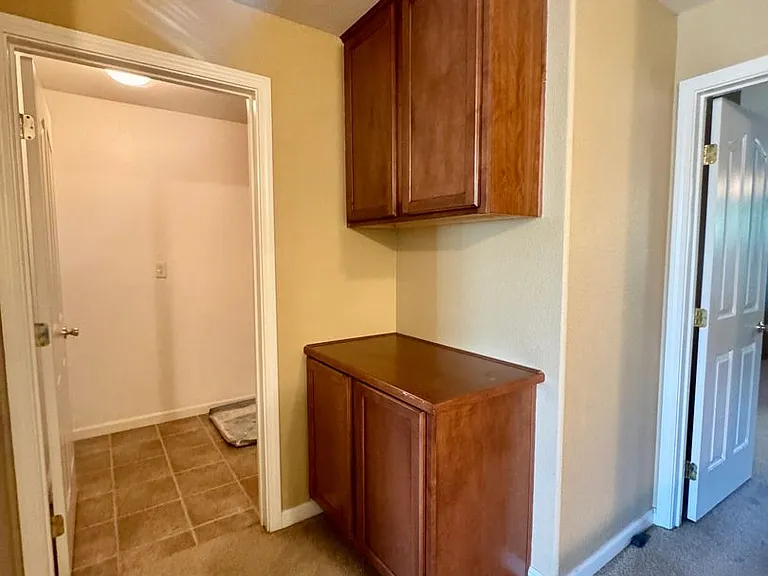 304 Esplanade Cir — Photo 29