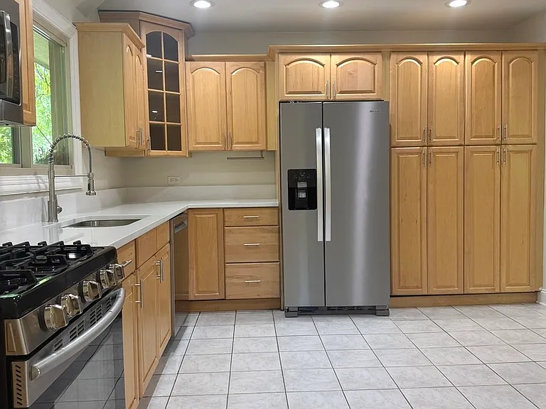 425 Carriage Hill Rd — Photo 16