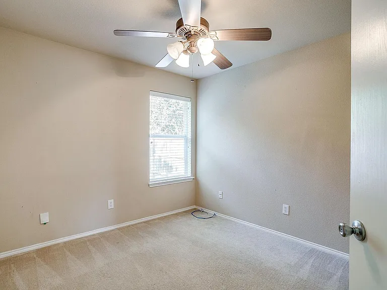 2230 Cancun Dr — Photo 18