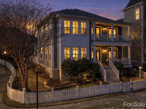 10030 Triple Oak Rd, Charlotte, NC 28277