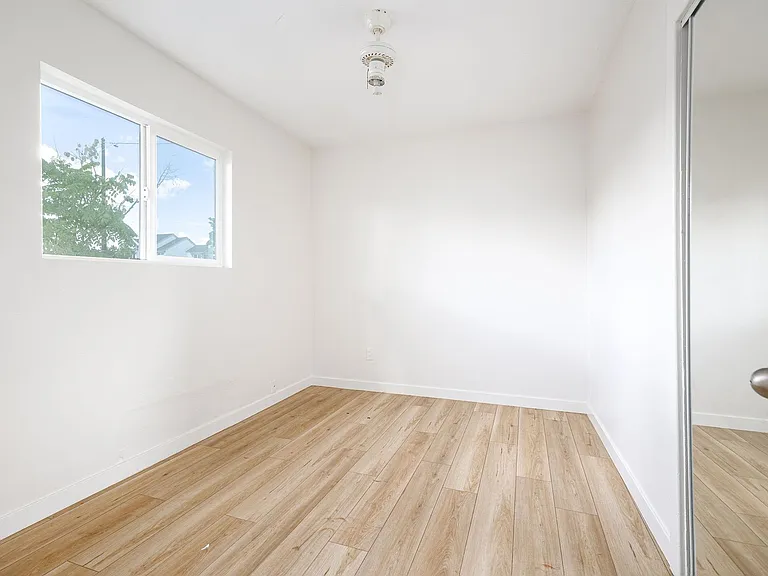 767 Ball Ave #A-D — Photo 5