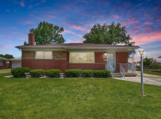 26004 Keith St, Dearborn Heights, MI 48127