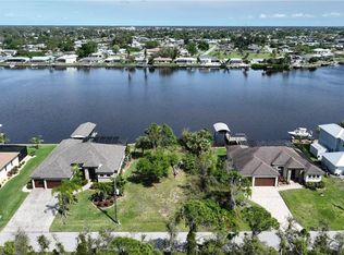 357 Springview Cir NW #17, Pt Charlotte, FL 33948