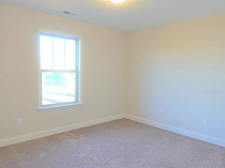 2731 Millhone Dr — Photo 26