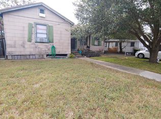 2205 Rose Dr, Victoria, TX 77901