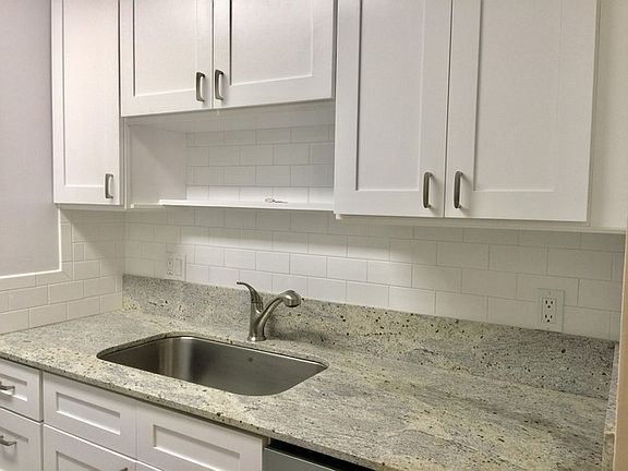 KITCHEN W/MARBLE TOP