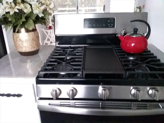 4th image of 24 Pukihae St APT 121