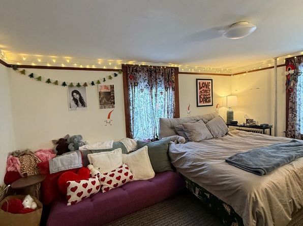 36 W Wheelock St #11