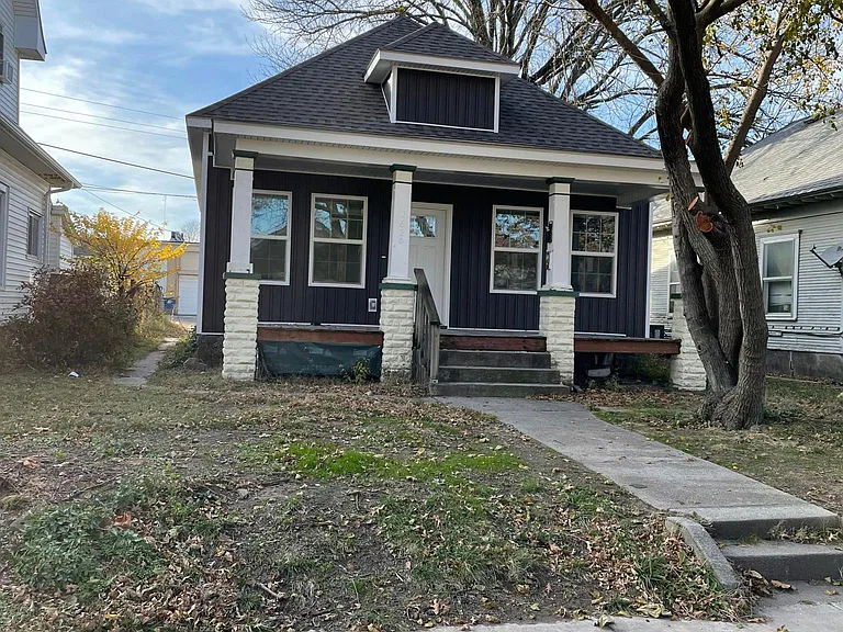 1620 Virginia Ave — Photo 1