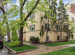 1408 W North Shore Ave #1, Chicago, IL 60626