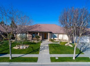 1440 Lincoln Ln, Lemoore, CA