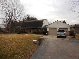 1201 Fairground Ln, Elwood, IN 46036