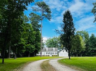 512 Rag Ln, Jacksonville, NC 28540