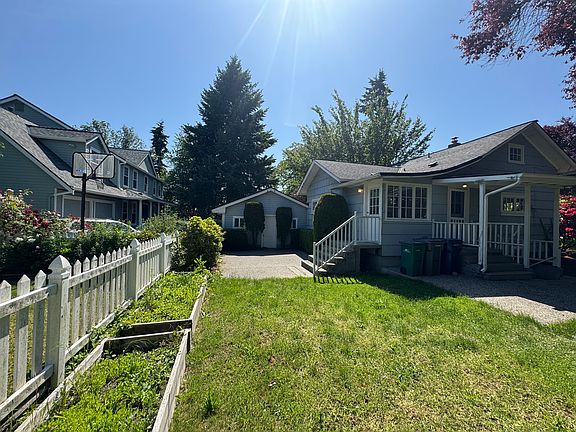 2nd image of 9040 Avondale Rd NE