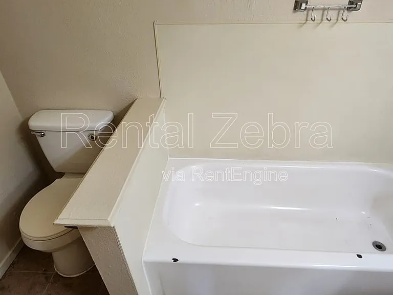 1836 Cheyenne Dr — Photo 7