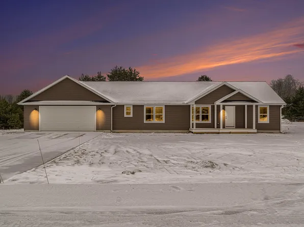 2827 Peregrine Dr, Elmira, MI 49730