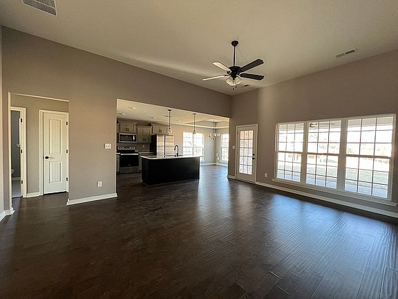 2nd image of 3165 Magnolia Leaf Dr