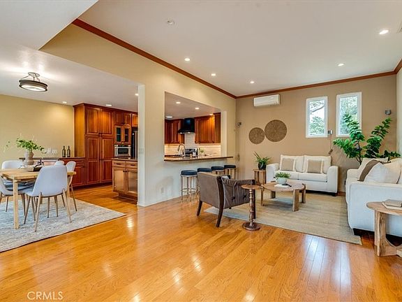 5th image of 3930 Hollyhock Way