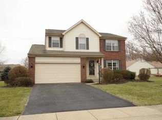6747 Oak Shadow Dr, Westerville, OH