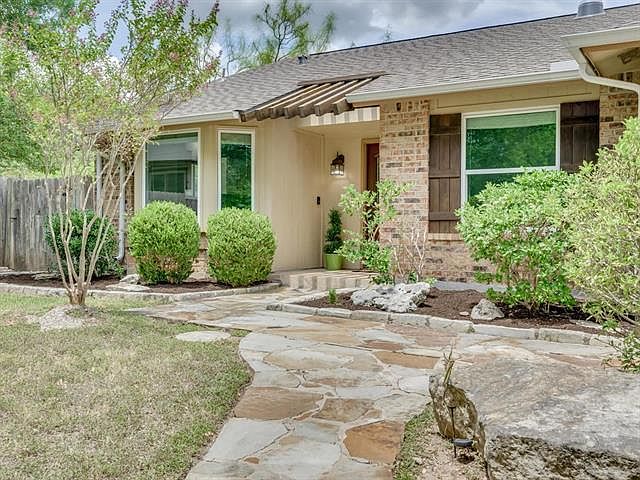 1st image of 3204 Western Dr