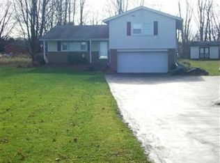 3216 Hartville Rd, Rootstown, OH 44272
