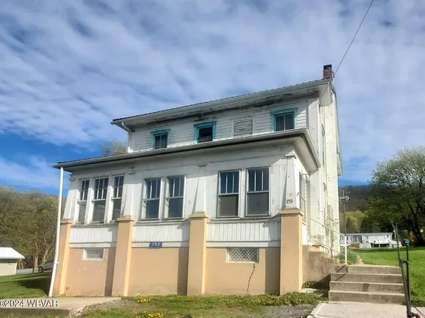153 E Main St, Loganton, PA 17747
