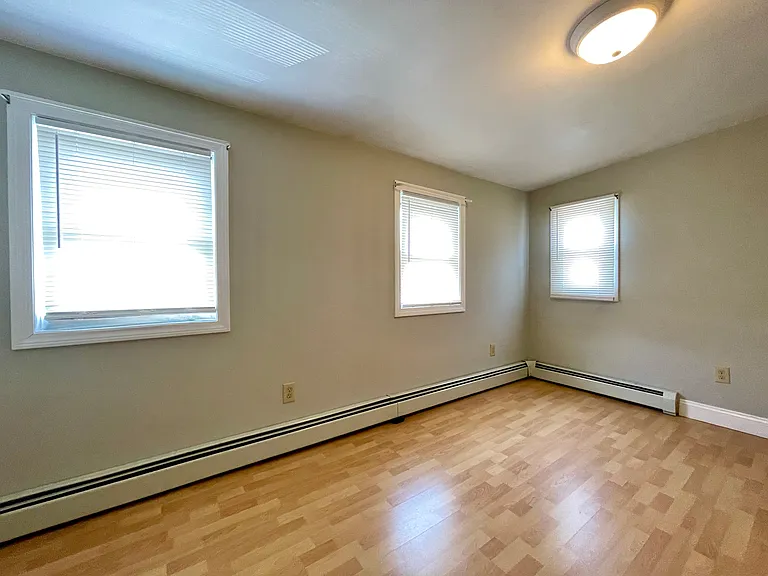 61 Hope St #2 — Photo 11